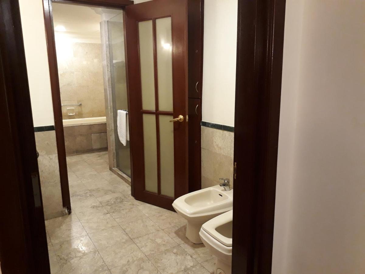 Raymond Suites At Berjaya Times Square Kuala Lumpur Kültér fotó