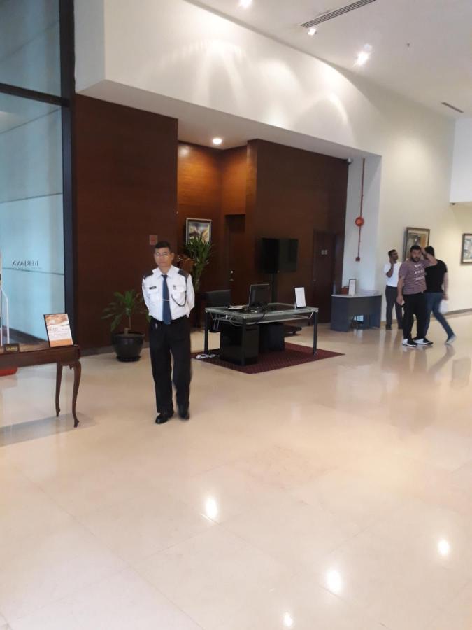 Raymond Suites At Berjaya Times Square Kuala Lumpur Kültér fotó