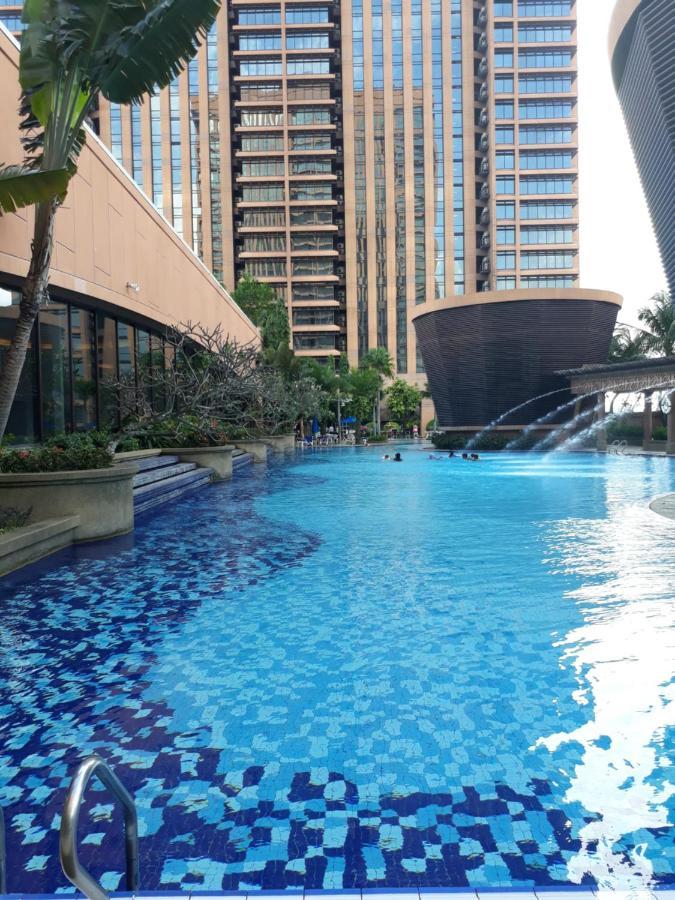 Raymond Suites At Berjaya Times Square Kuala Lumpur Kültér fotó