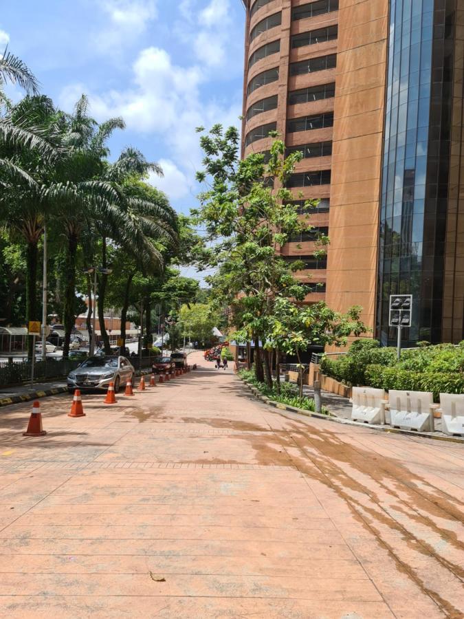 Raymond Suites At Berjaya Times Square Kuala Lumpur Kültér fotó