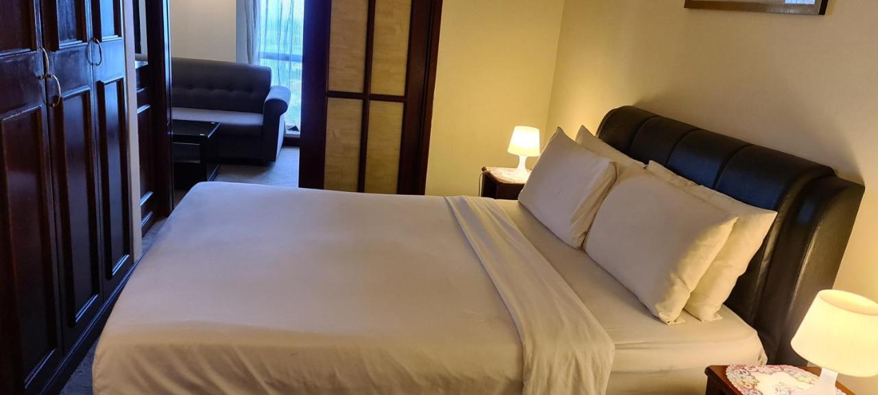 Raymond Suites At Berjaya Times Square Kuala Lumpur Kültér fotó