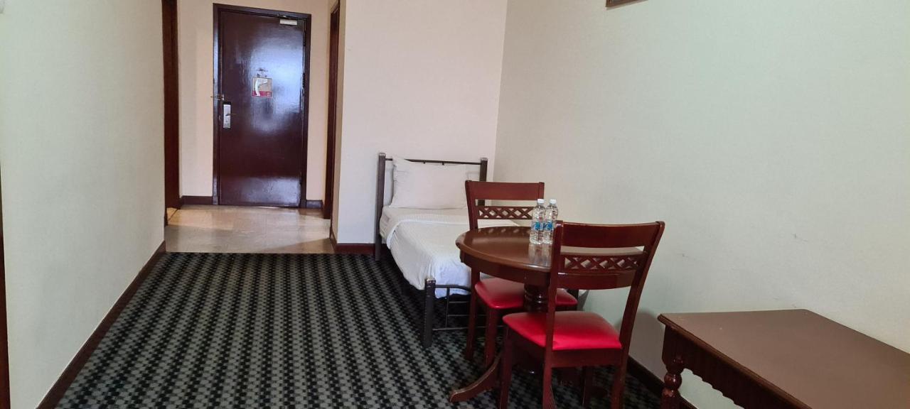Raymond Suites At Berjaya Times Square Kuala Lumpur Kültér fotó